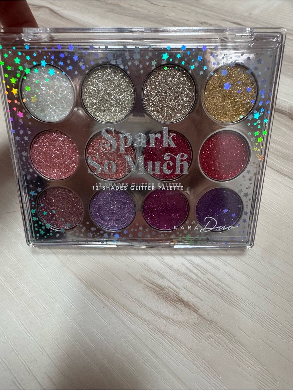 New! Kara Beauty Glitter Pink And Purple Spark So Much Glitter Eyeshadow Palette